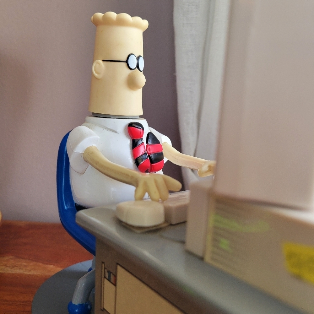 DILBERT 1998 Electronic M&M Candy Dispenser Computer Office Desk As Is - Picture 2 of 14